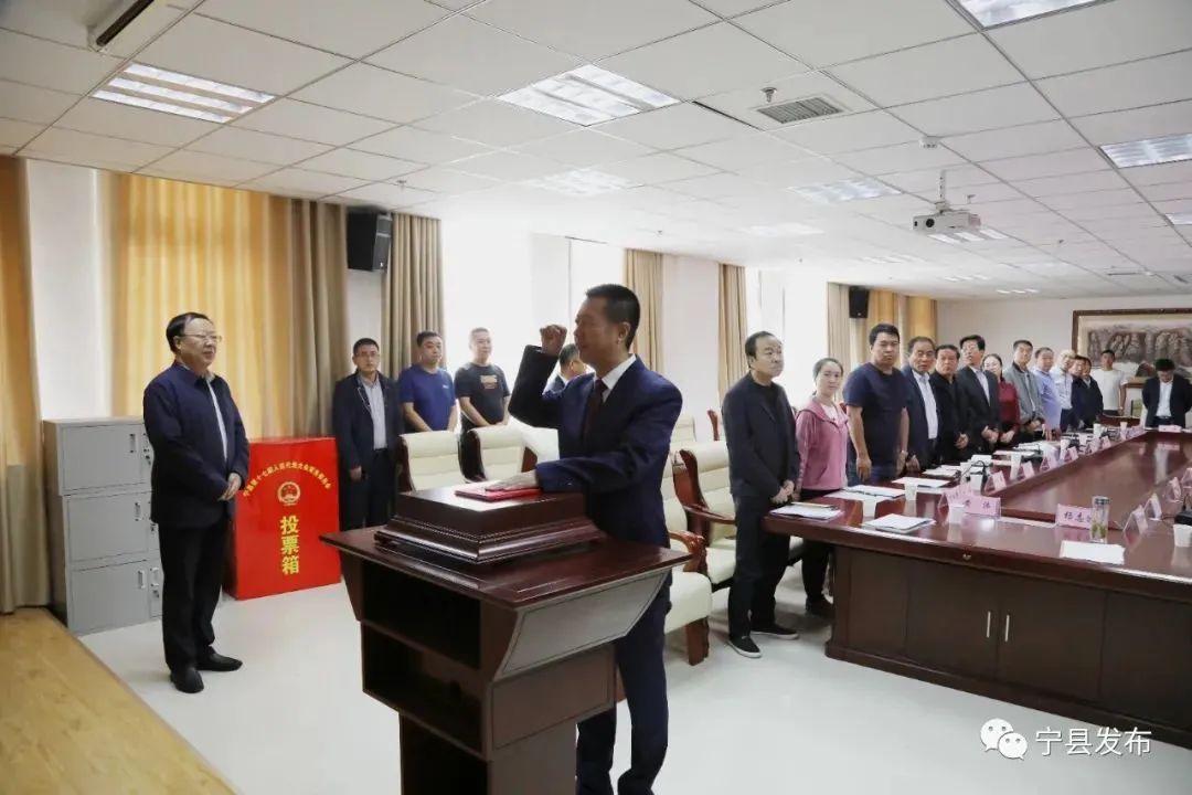 喀什地区市联动中心人事调整，构建联动新格局，推动区域发展