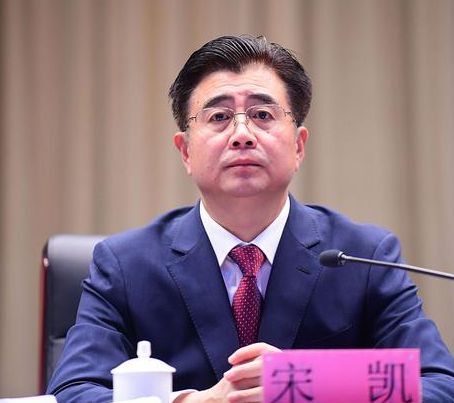 盘山县体育局领导团队，引领变革，共铸体育新篇章