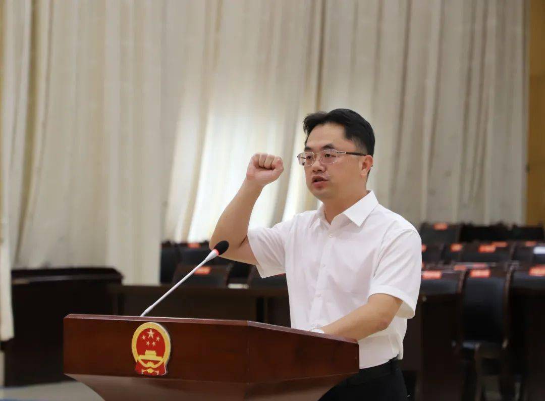 巨林帆